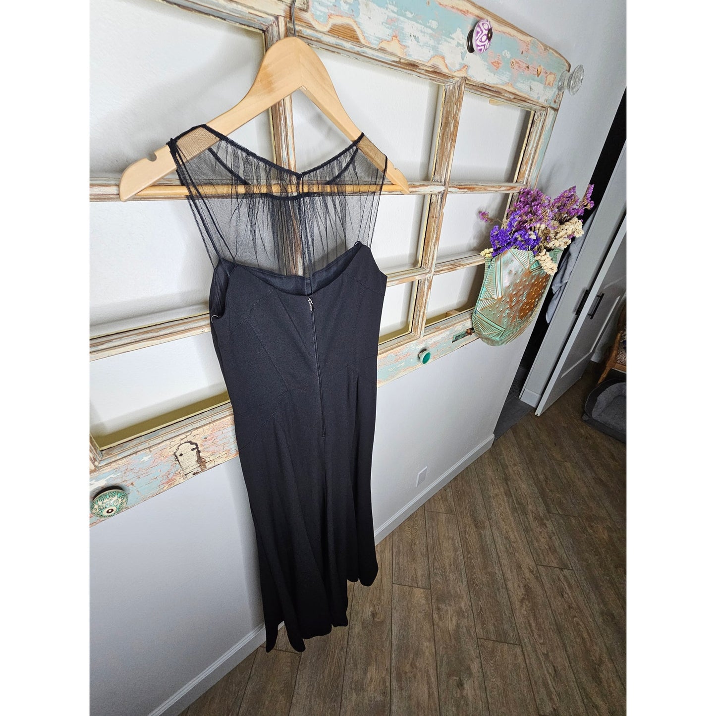 NWT Vera Wang Womens Illusion Yoke Sleeveless Dress Size 4