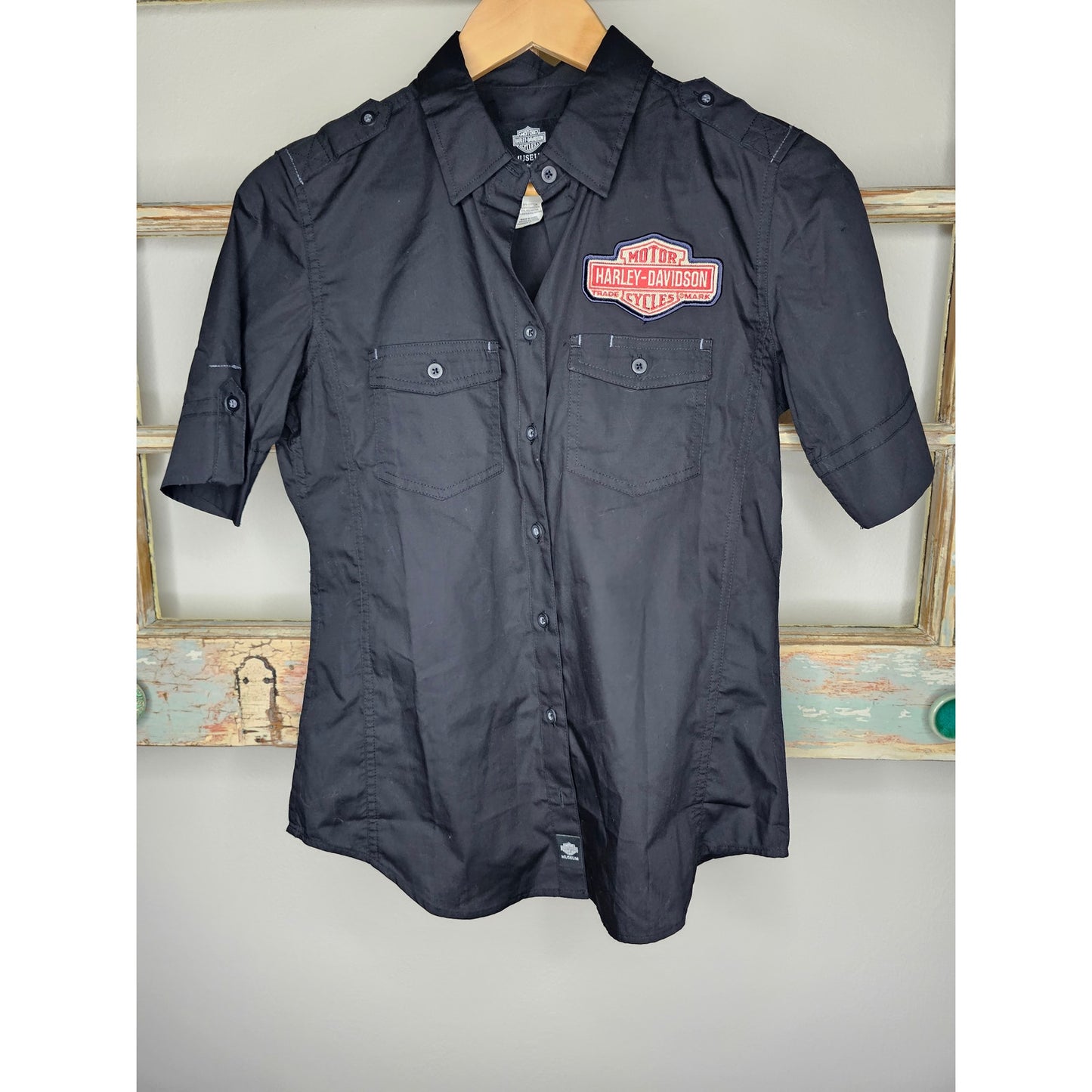 Vintage NWOT Harley-Davidson Button Up Black Shirt ladies Size Small
