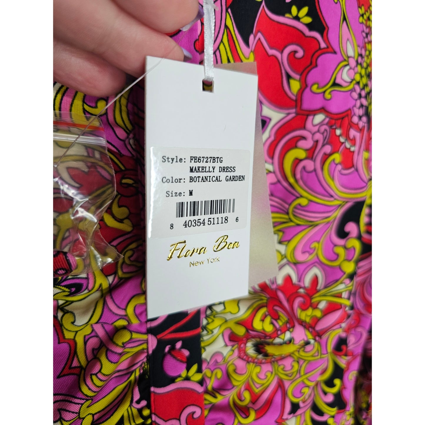 NWT Flora Bea Makely Retro Print Button Up Dress Ladies size Medium