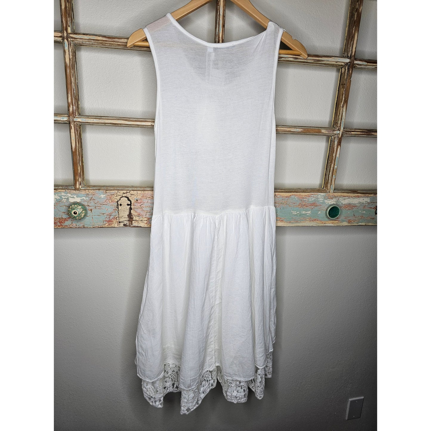 NWT Vasna Italian Made White Midi Dress with Lace ladies size Large