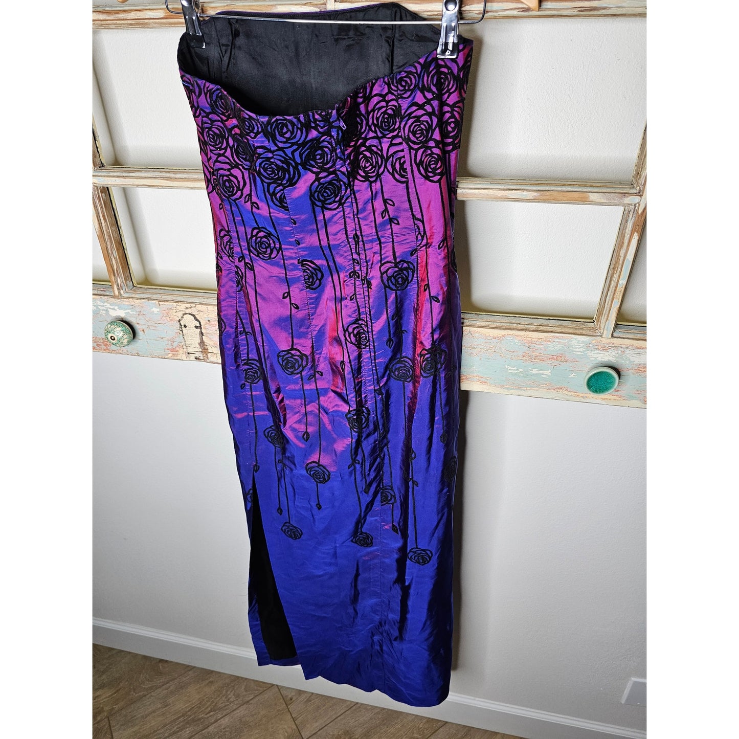 Gunne Sax Vintage Pink/Purple Iridescent Dress W/ Velvet Roses Size 5