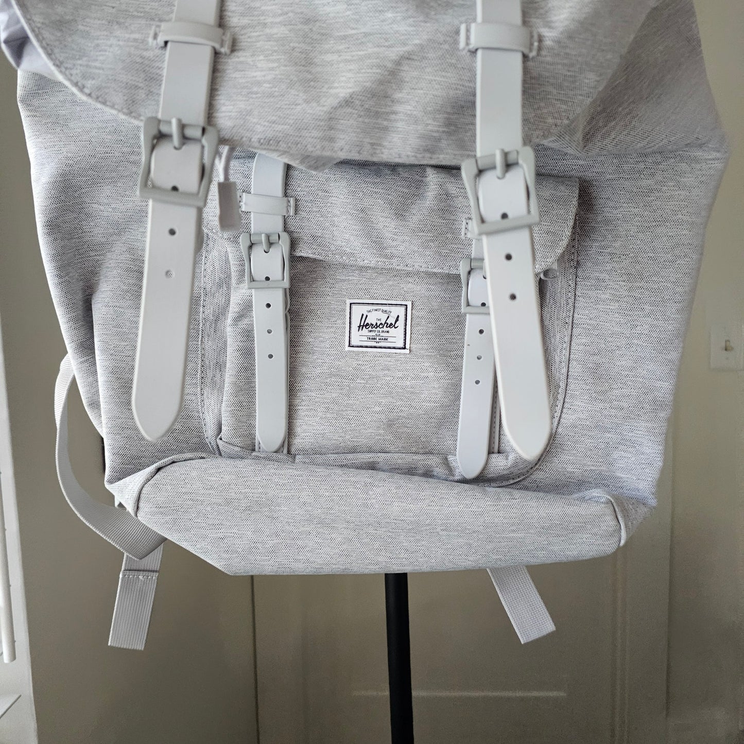 NWOT Herschel Supply Little America Light Grey Neutral Backpack