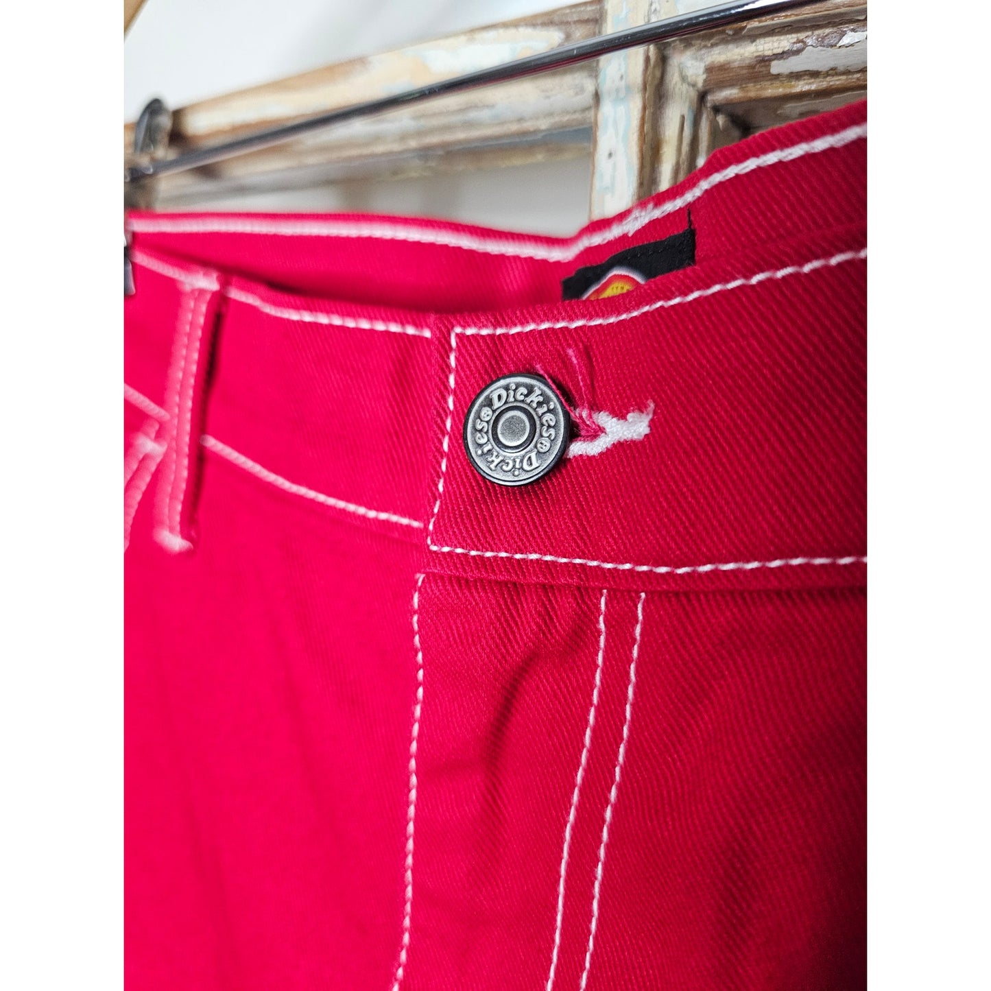 NWOT Dickies Red Carpenter Pants w/ white contrast stitch Ladies size 1 / 25