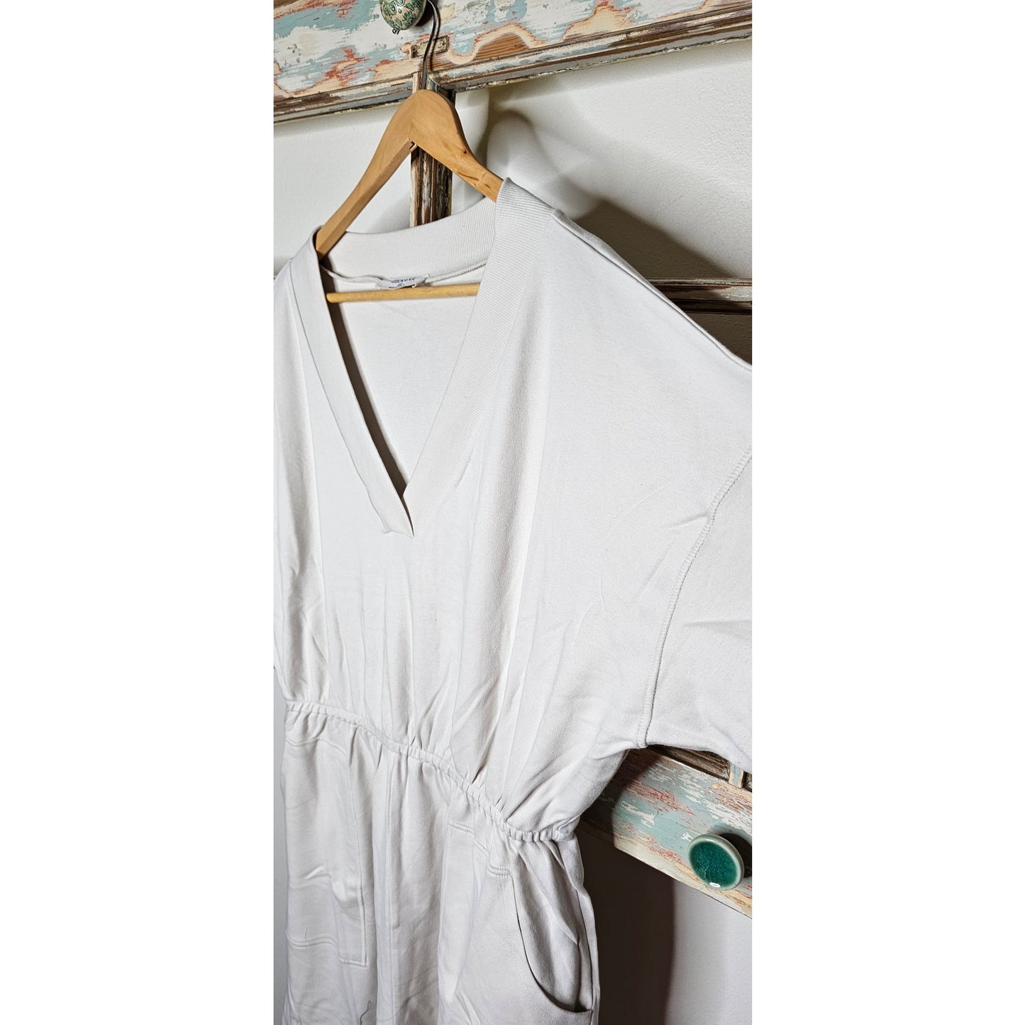 NWT Zenana Drop Shoulder V-neck Short romper with pockets size 3x 22/24