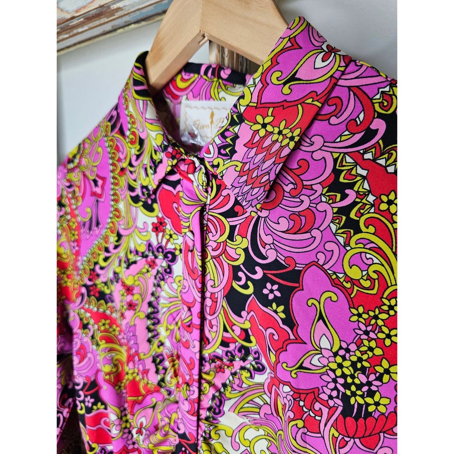 NWT Flora Bea Makely Retro Print Button Up Dress Ladies size Medium