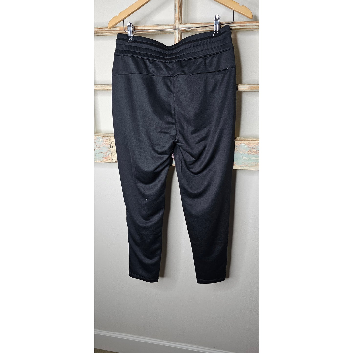 NWT Adidas Sprint Golf Pants with Snaps on lower leg zip side pockets size Small