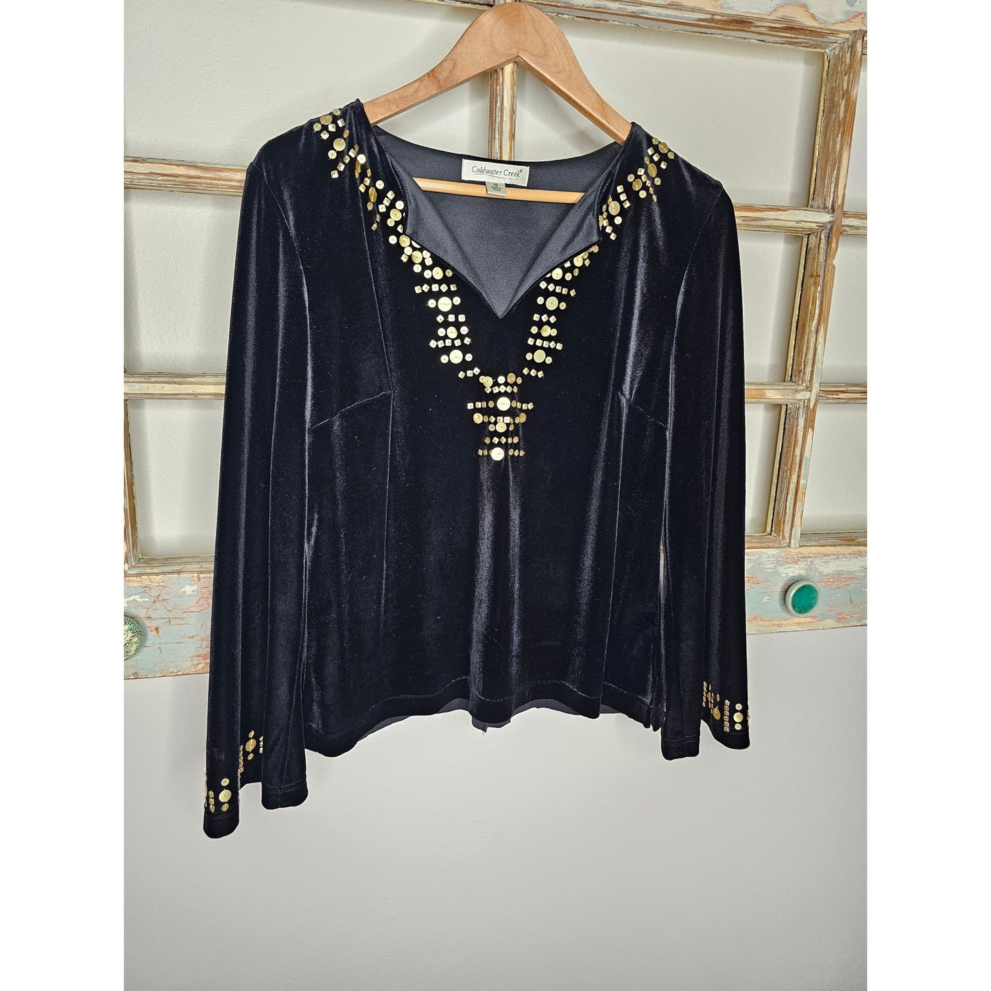 NWOT Coldwater Creek Black Velour V-Neckline Bell Sleeves Gold accents size 12