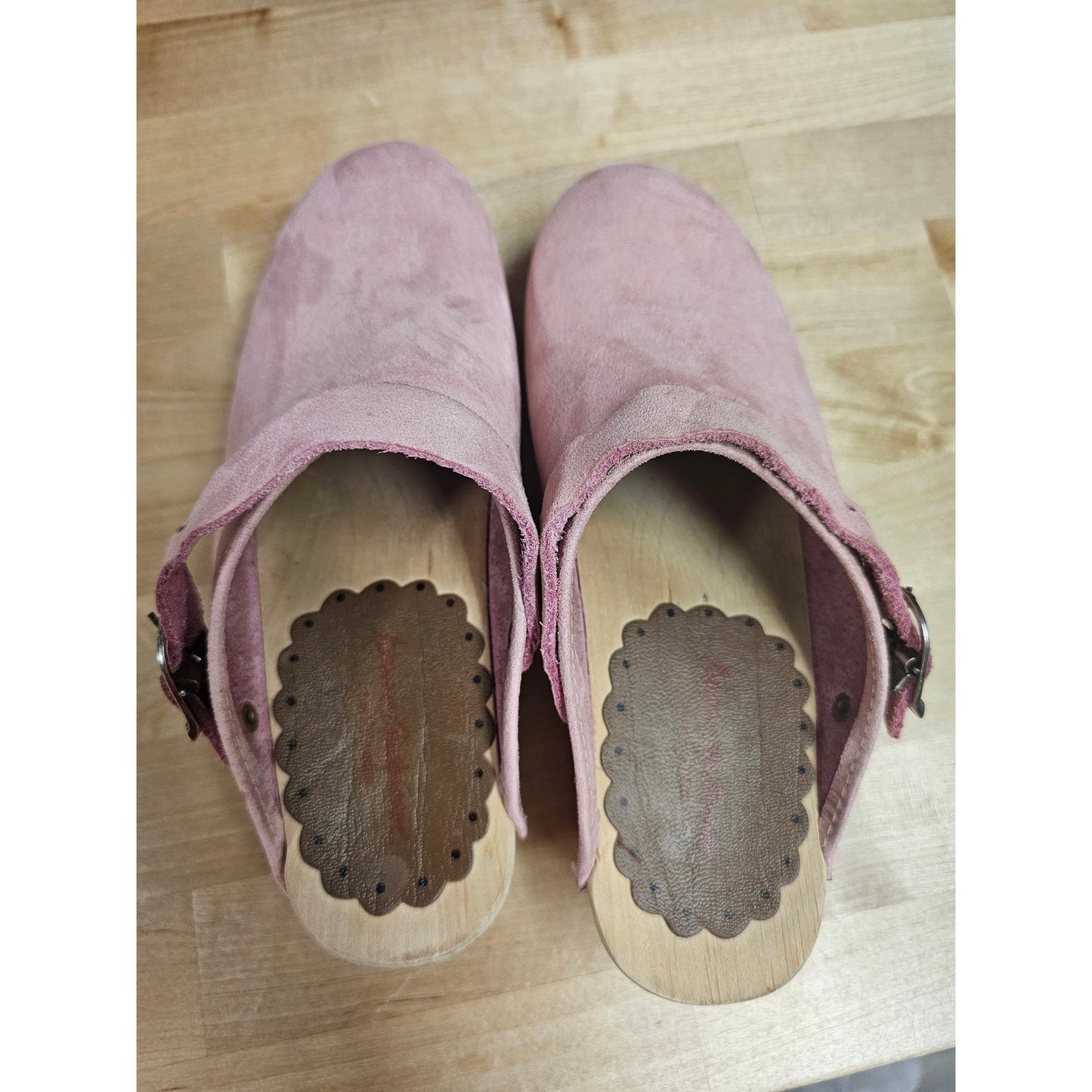 Hannah Anderson Pink Suede Slip On Clogs Ladies size 6