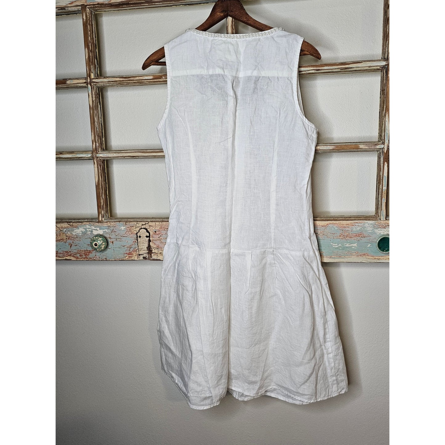 Linen Dress White Drop Waist Pearl Accents by Malvin Germany Ladies size Small