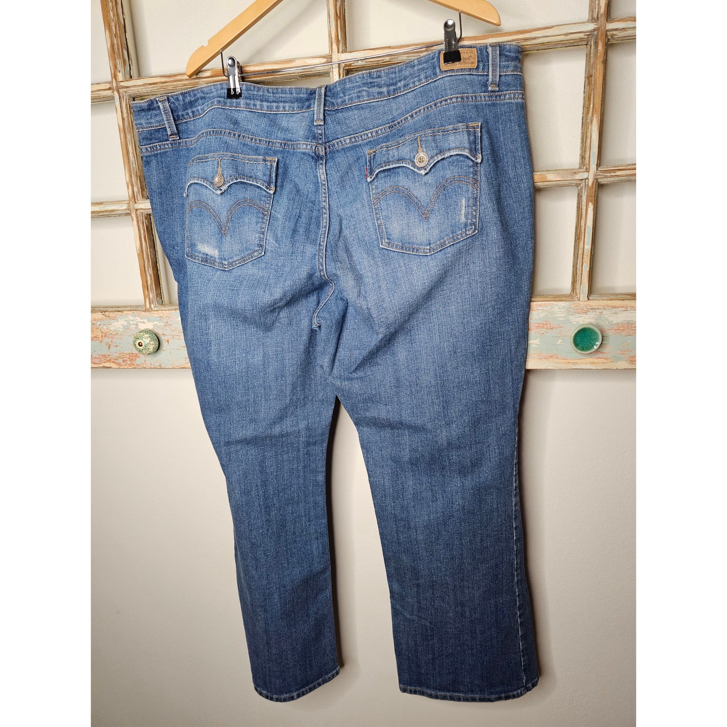 LEVIS Boot Cut 590 Jeans Medium Wash Ladies size 22M