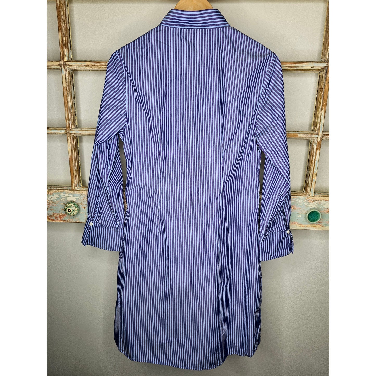 Oxford Striped Dress with Pearlized Buttons Blue/Purple Ladies size Medium