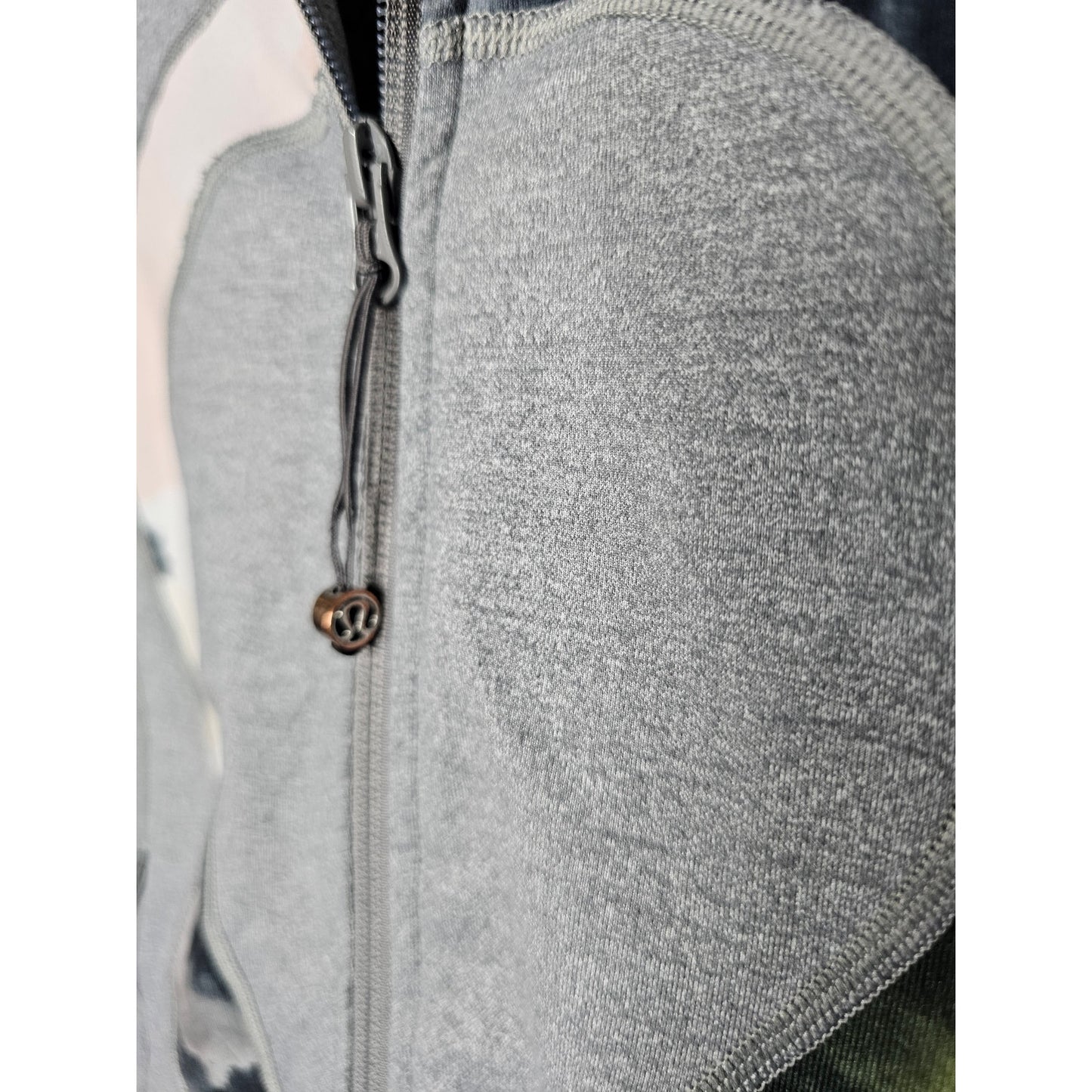 Lululemon in Stride Jacket Gray Graphic Running Full Zip Size 4