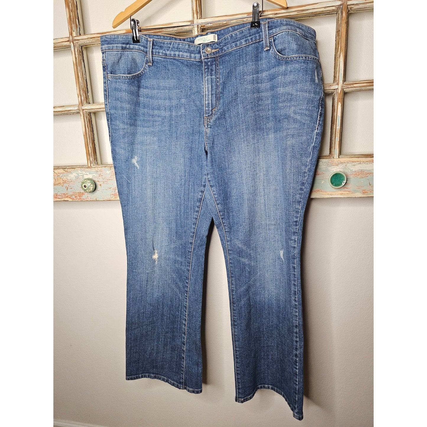 LEVIS Boot Cut 590 Jeans Medium Wash Ladies size 22M