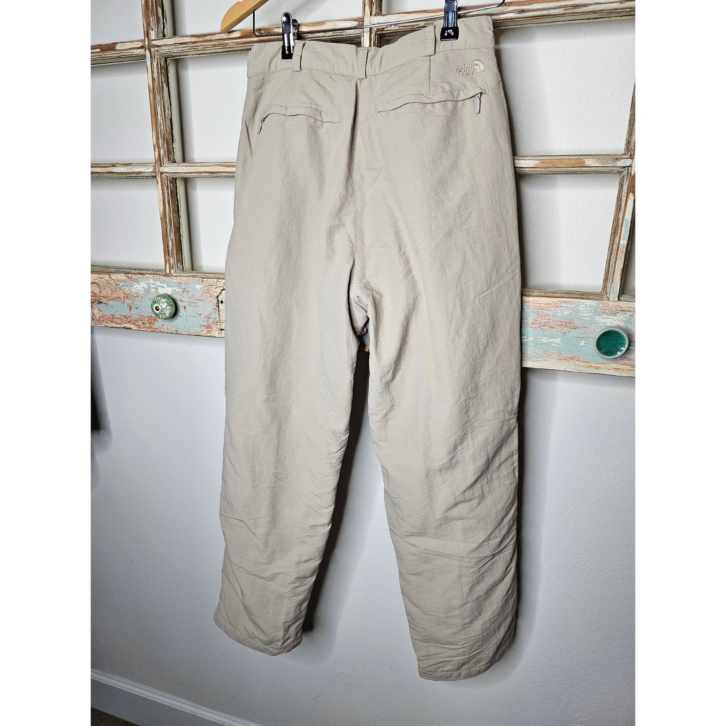 The North Face Khaki Nylon Straight Leg Pant with Fleece lining size 8