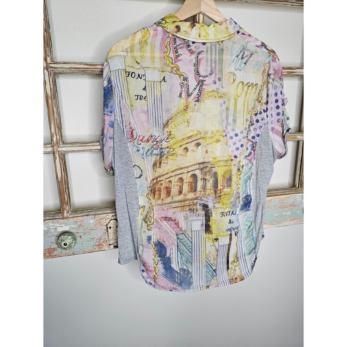 Just White By SE Shortsleeve Lightweight European Top Ladies Size 42/ 16