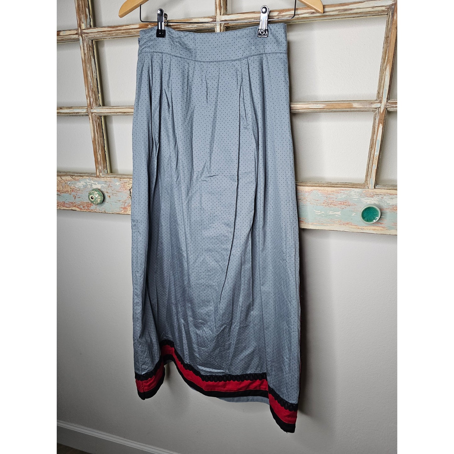 Vintage Maxi Faux Wrap Skirt W/ Lace & Embroidery Size 28"