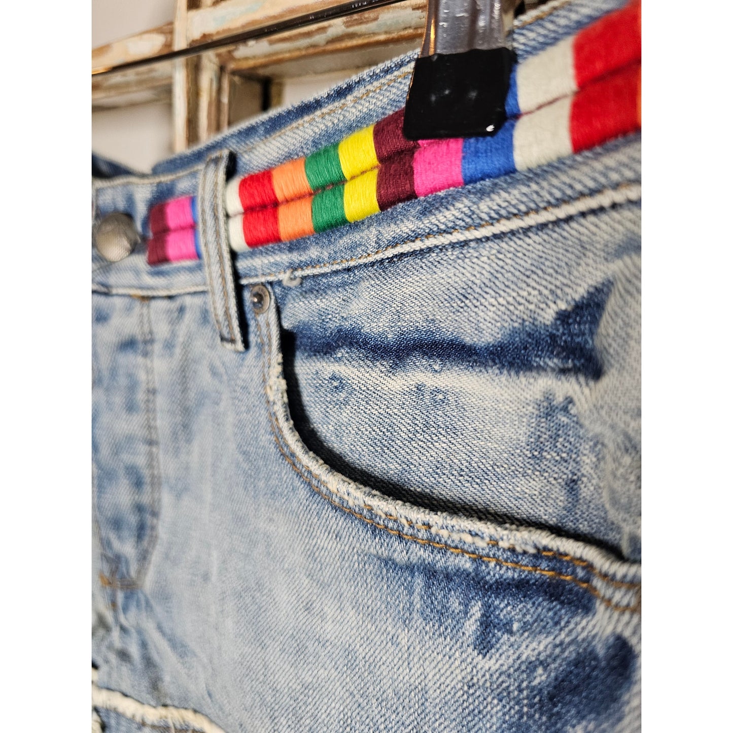 Free People Eliot Embroidered Waistband Denim Jean Shorts Size 24