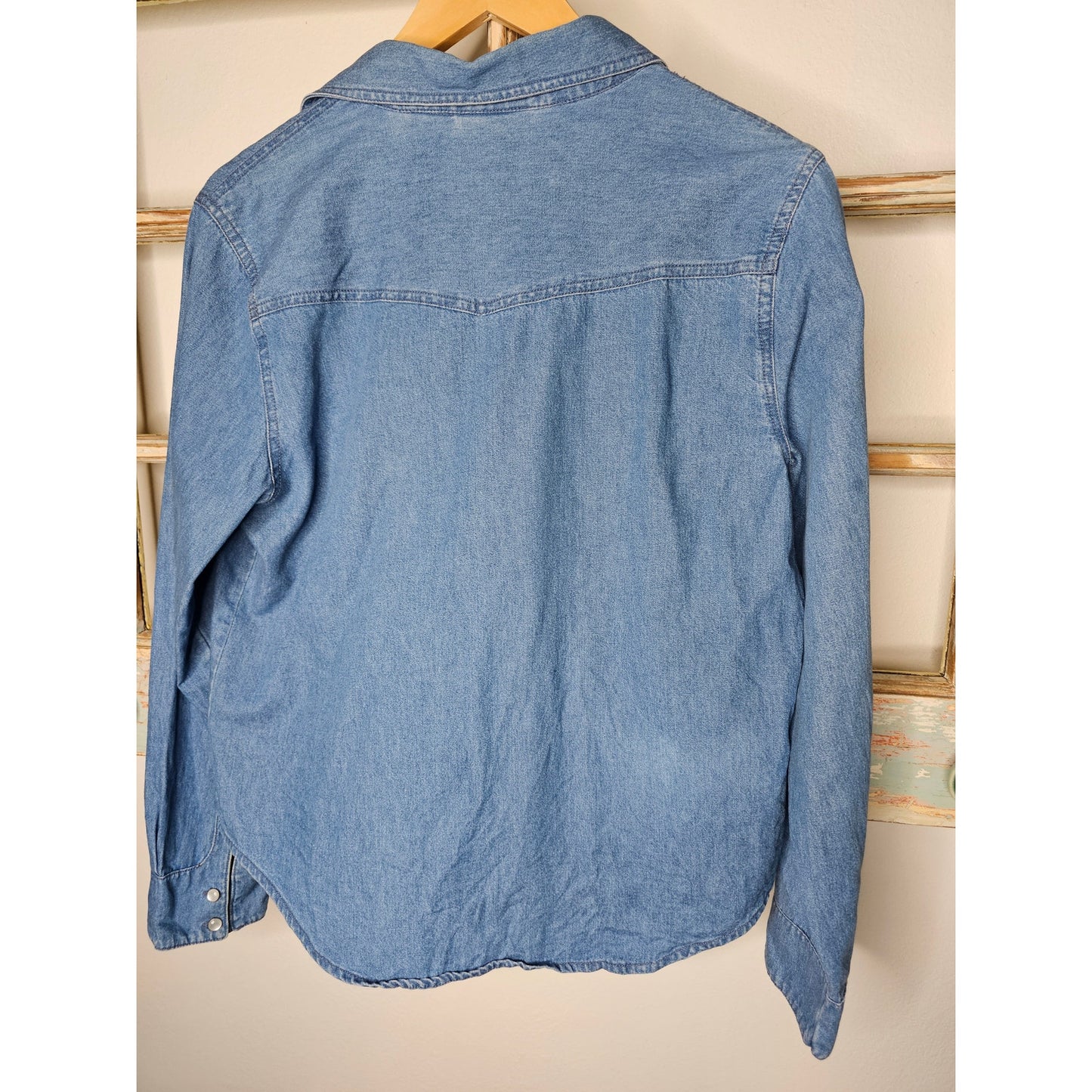 Vintage Bill Blass Denim Button Up Shirt W/ Embroidered Size Medium