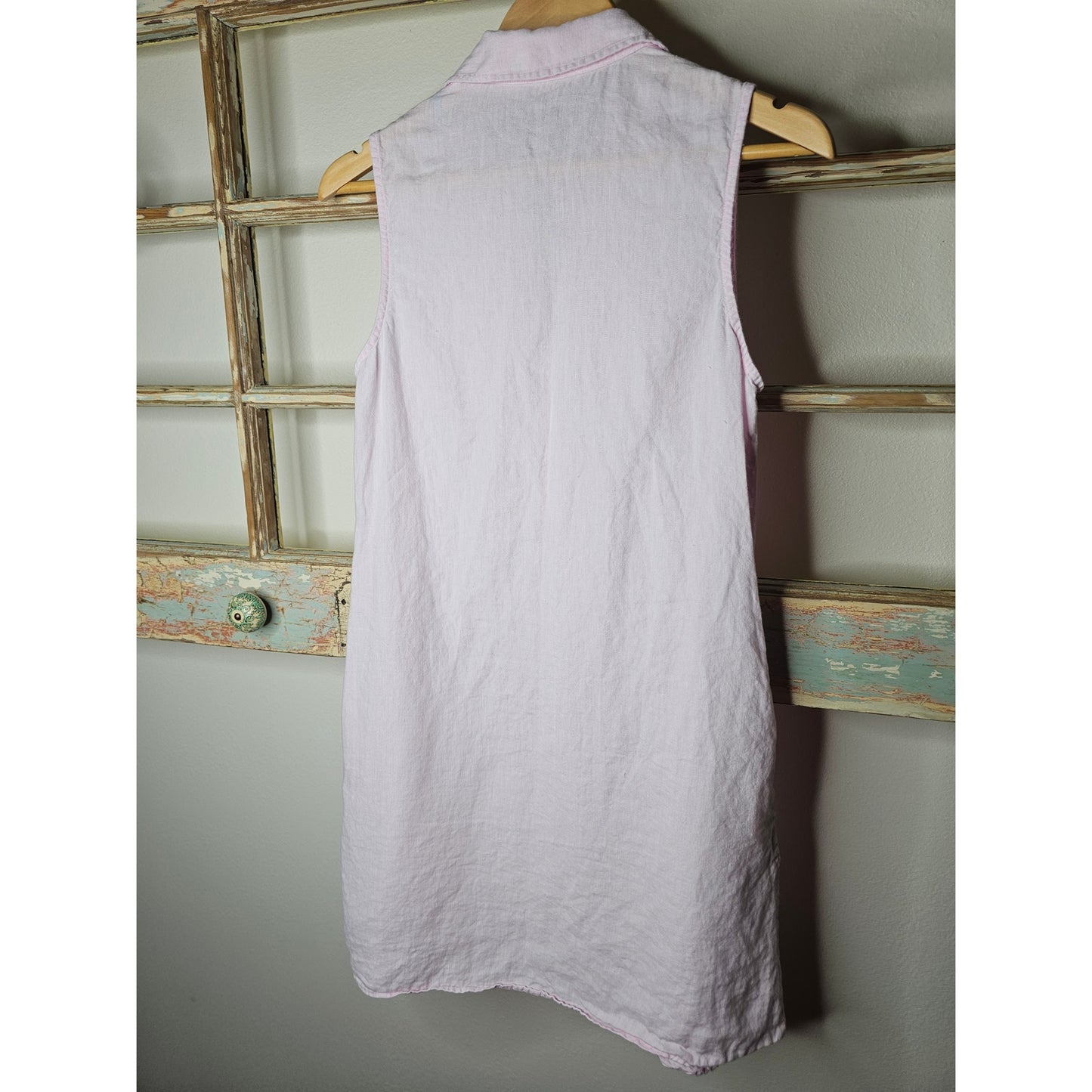 J. Mclaughlin Pink Linen Sleeveless 1/4 button up with collar Ladies size XS
