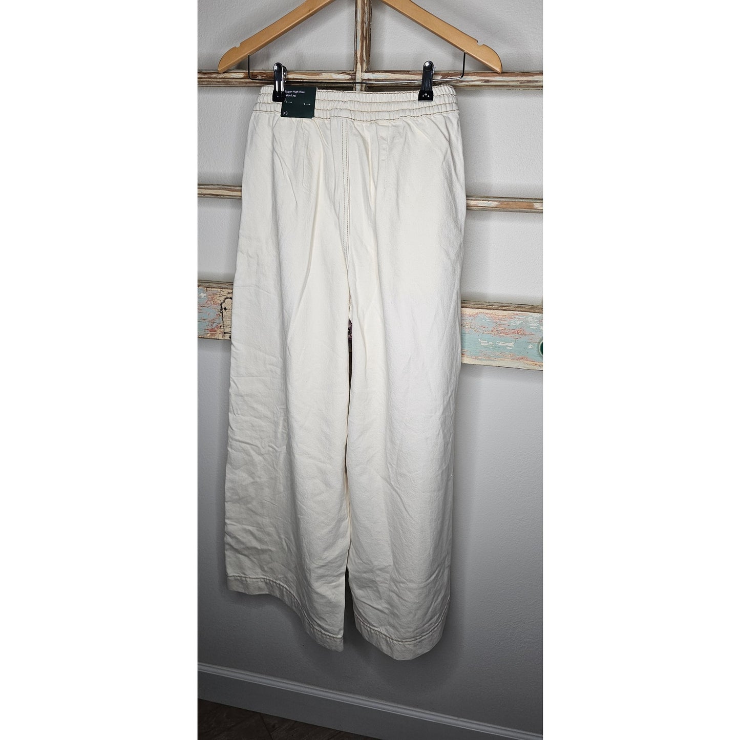 NWT Wide Leg Denim Ecru Pants / Jeans Ladies size XS