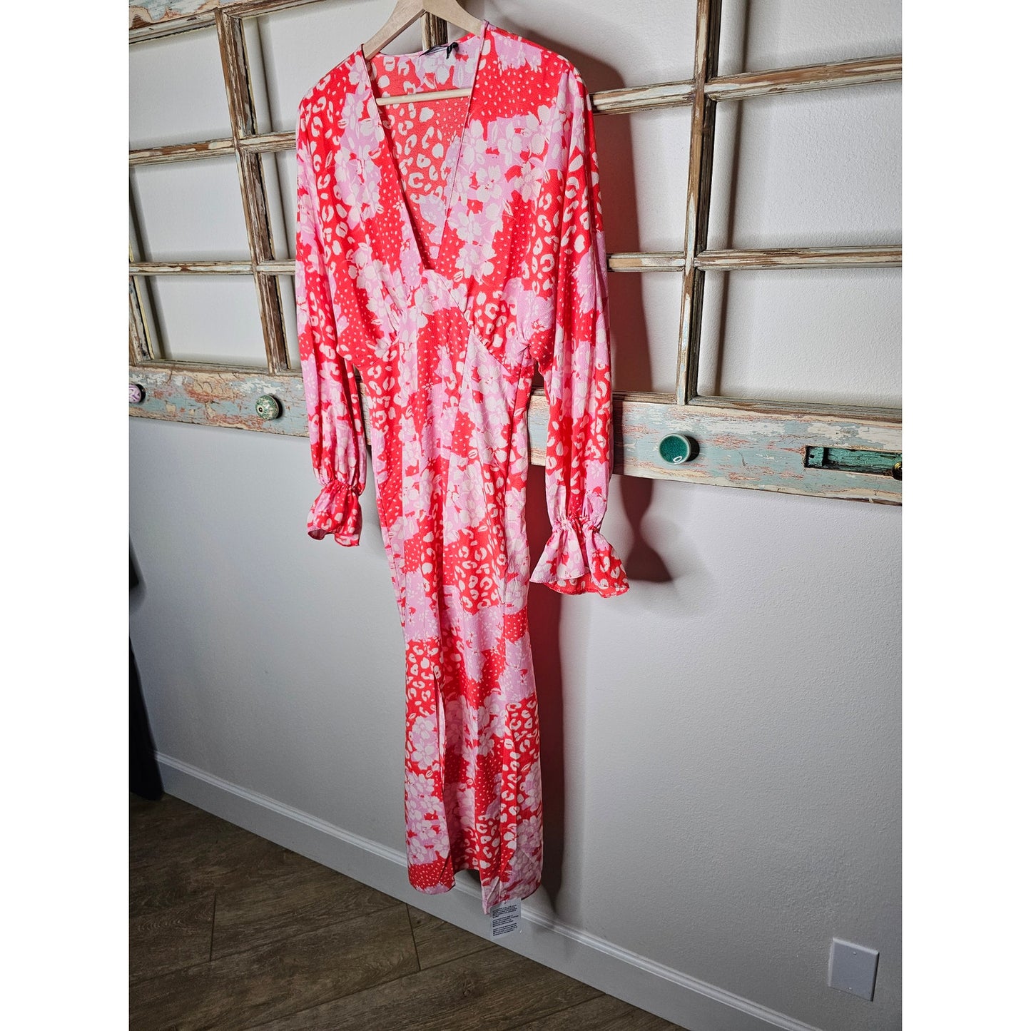 NWT ASOS Plunge Batwing Maxi Dress Pink Splice Print Ladies size 4
