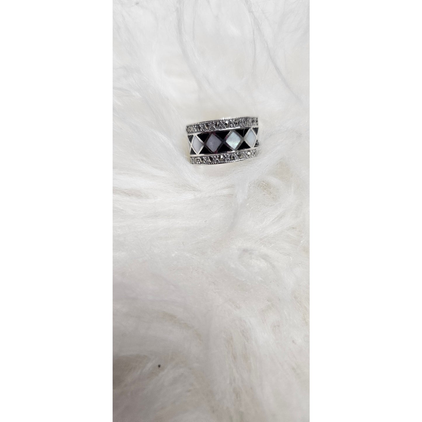 Onyx Marcasite Mother of Pearl Sterling 925 Harlequin Inlay Ring Size 7