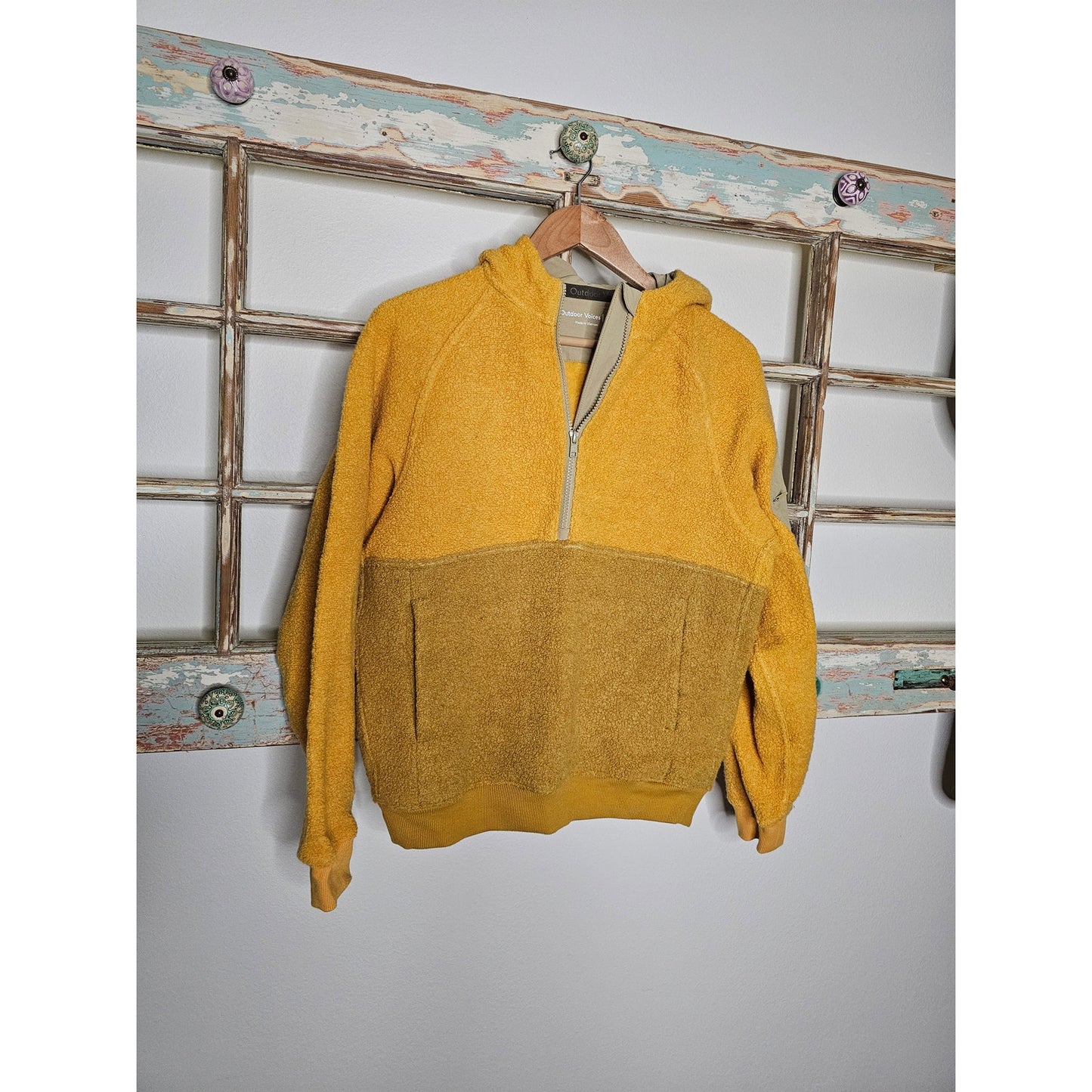 Outdoor Voices Megafleece yellow 1/2 Zip Hoodie Size Small