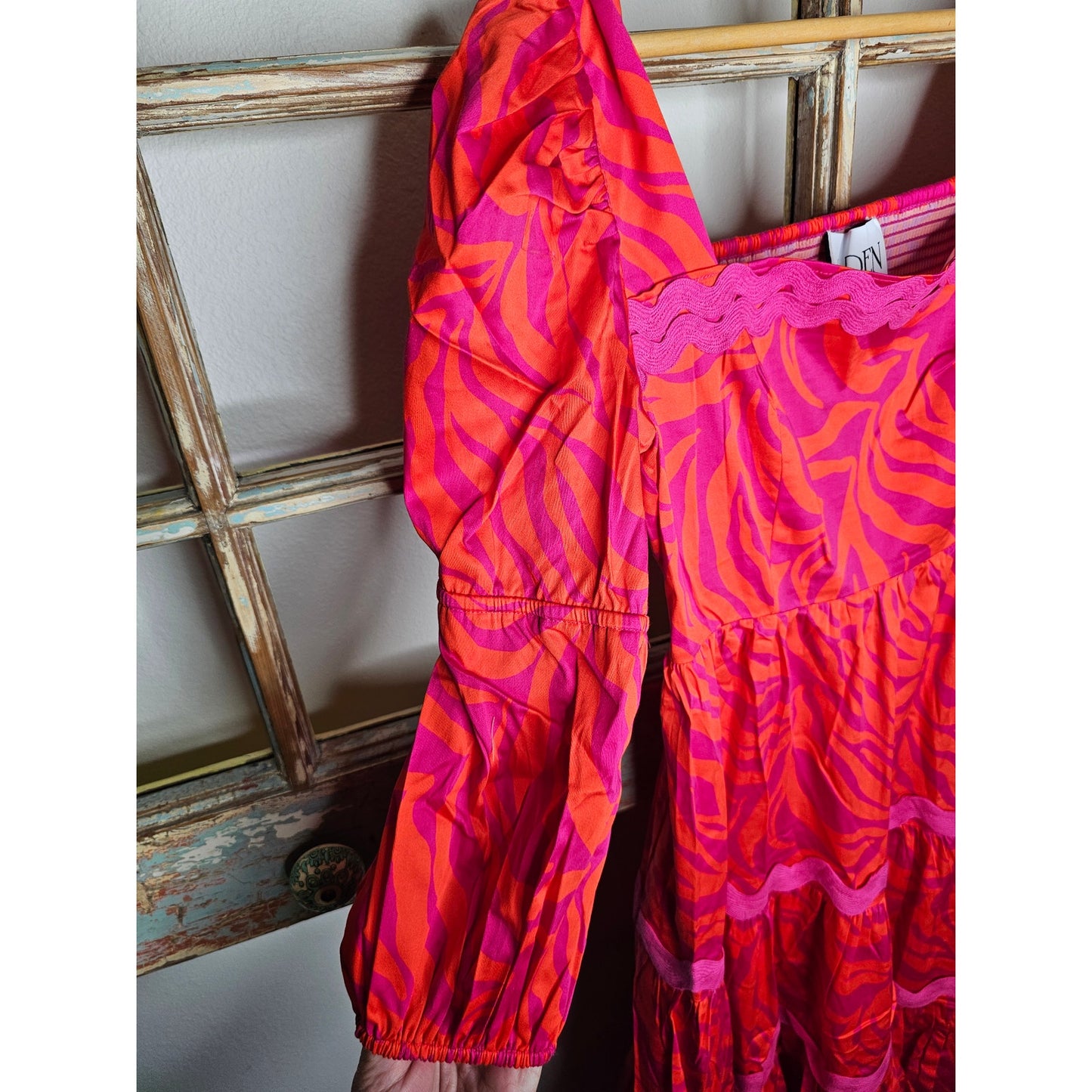NWT Alden Adair Mia Cotton Tiered Zebra Dress in Pink/Red Ladies Size Small