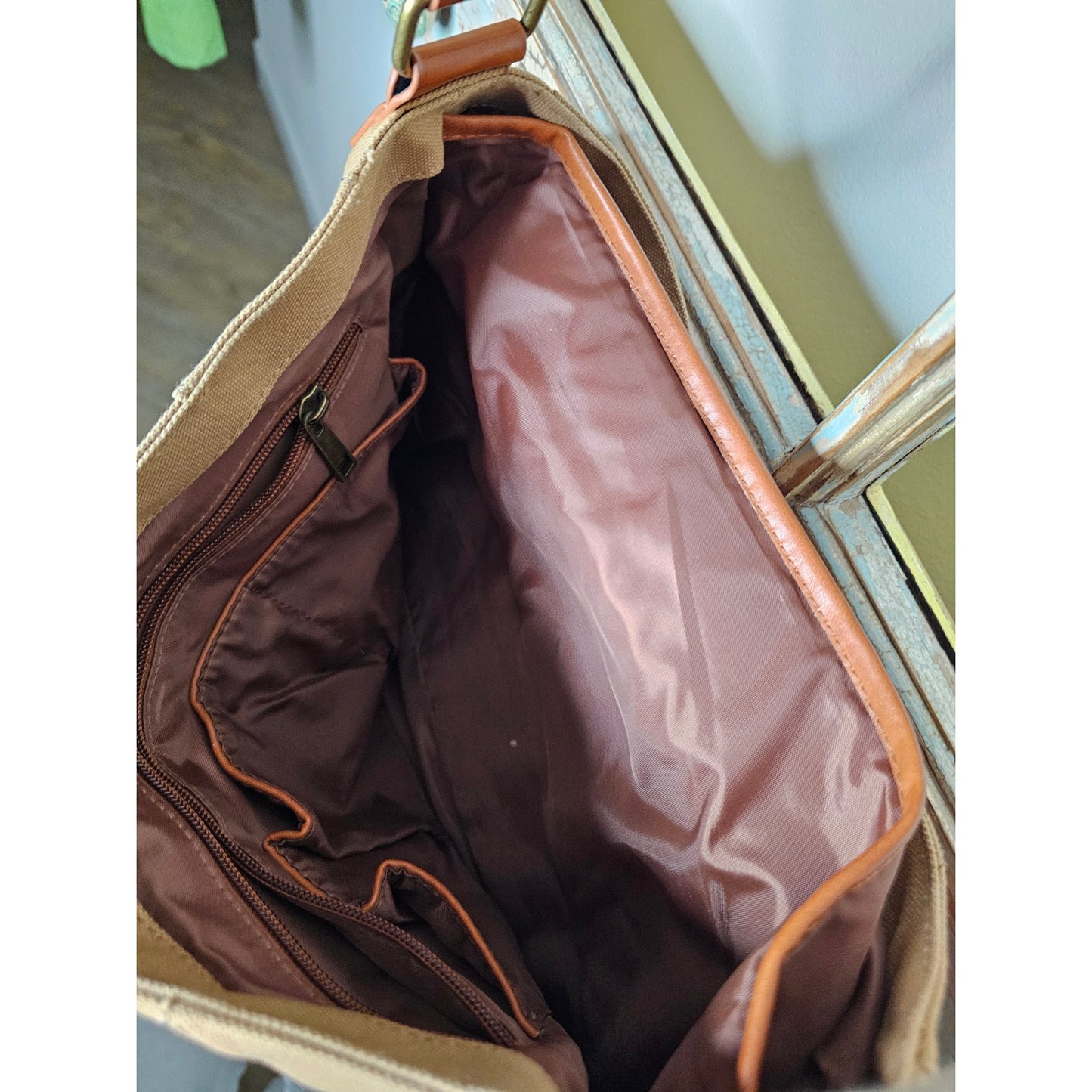 The Danbury Mint Tan Canvas Shoulder Messenger Laptop Bag