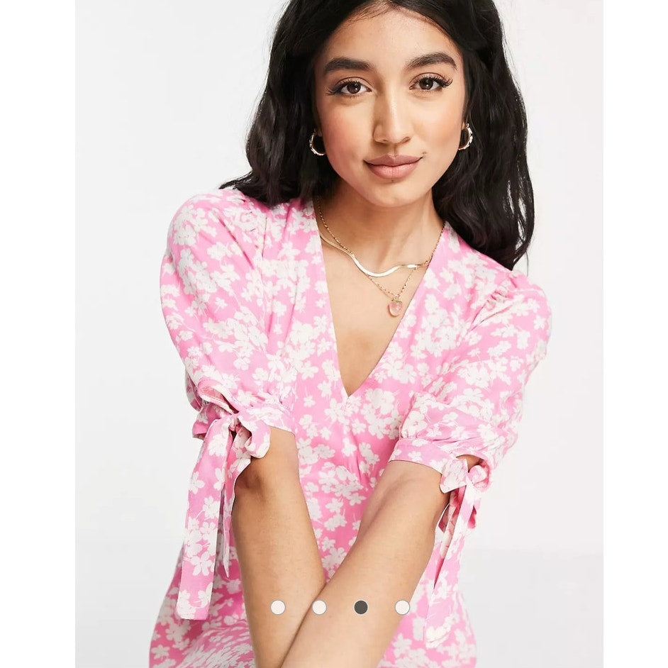NWT New Look Pink Floral V-Neck Mini Dress with 1/2 Tie Sleeves Size 0