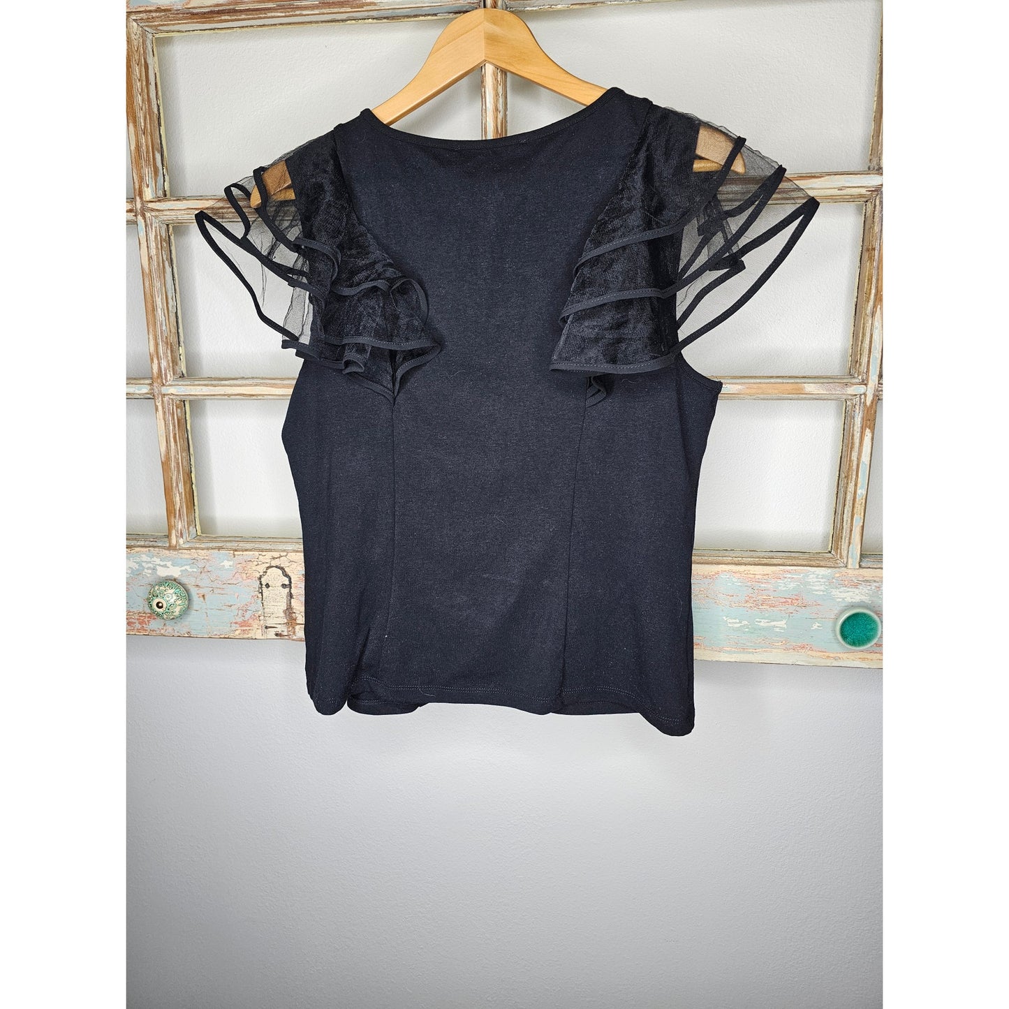 Marc New York Black Sleeveless Top w/ Sheer Ruffled Shoulders Ladies size Medium