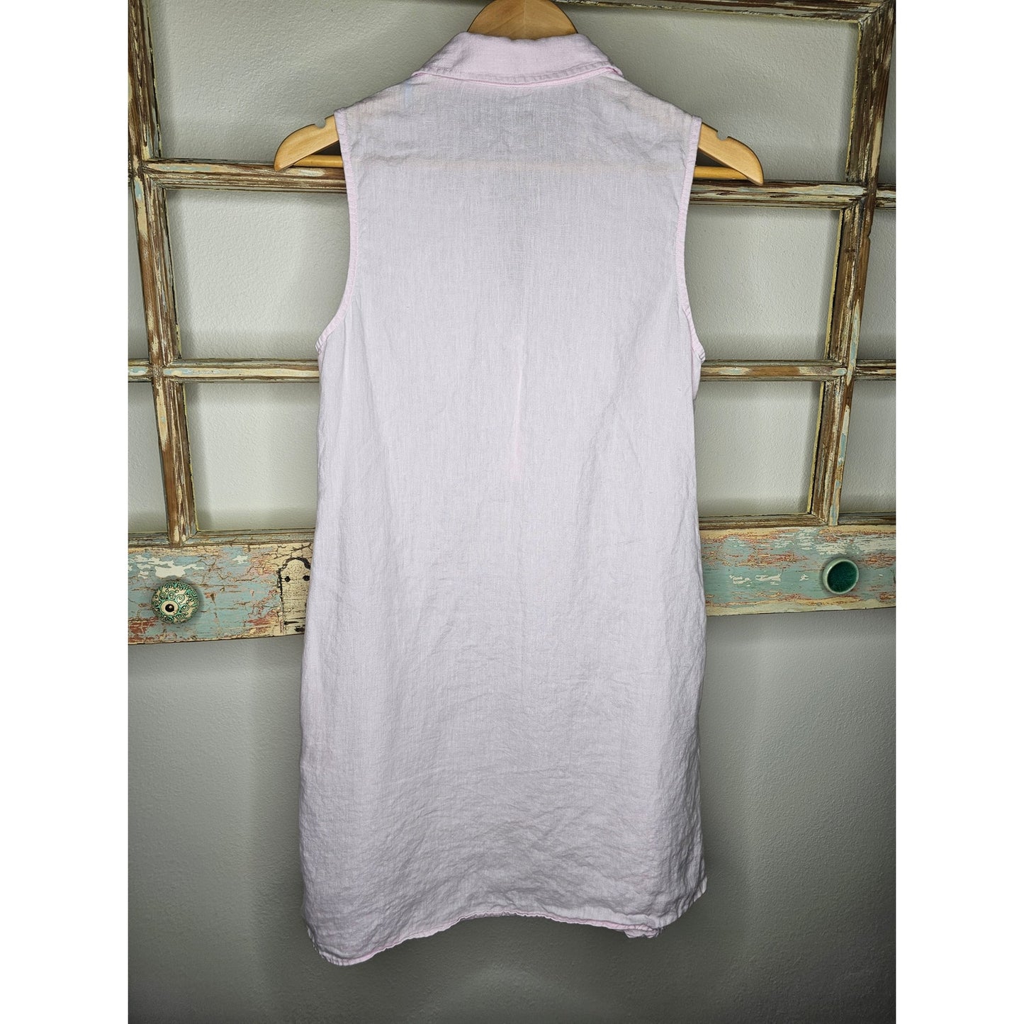 J. Mclaughlin Pink Linen Sleeveless 1/4 button up with collar Ladies size XS