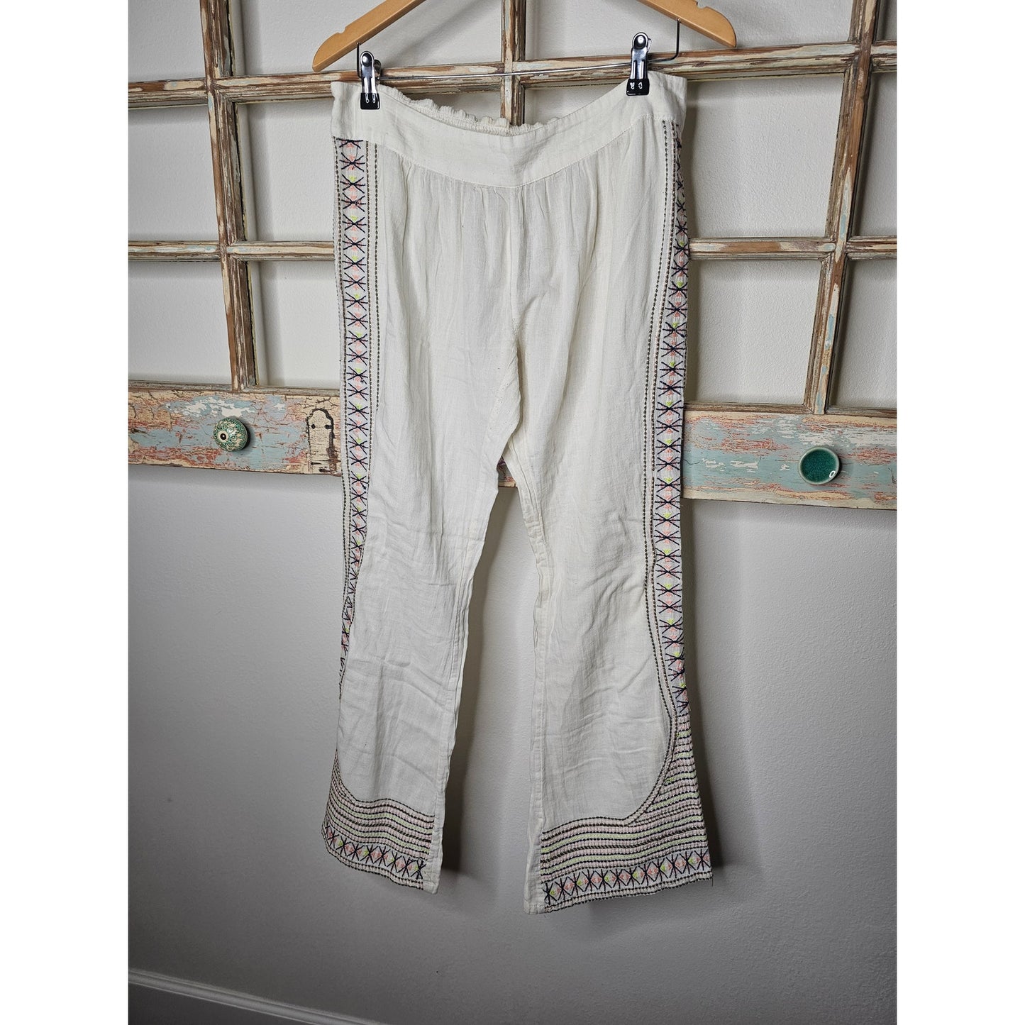Ripcurl Lightweight Thin Pants with Embroidery Ladies size XL