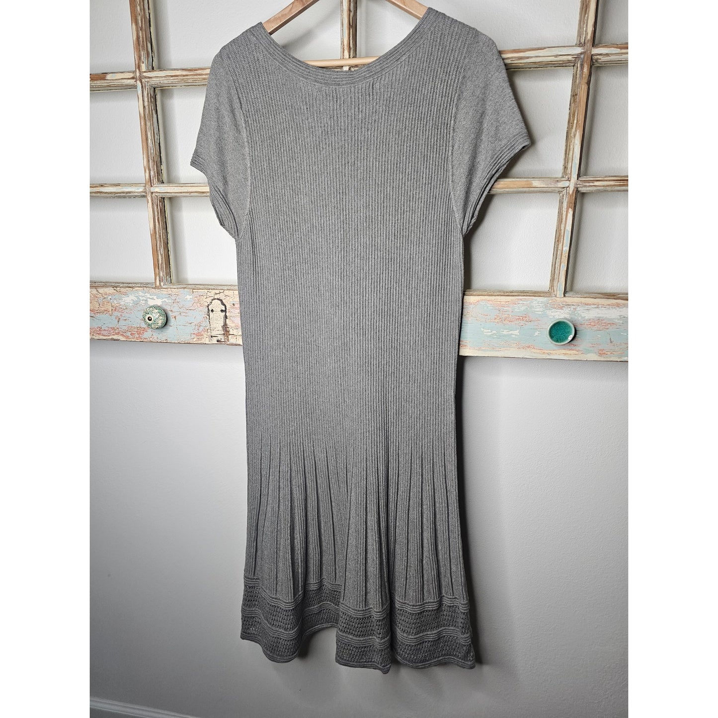 Max Studio Gray Knit Short Sleeve Knee Length Ladies Size XL