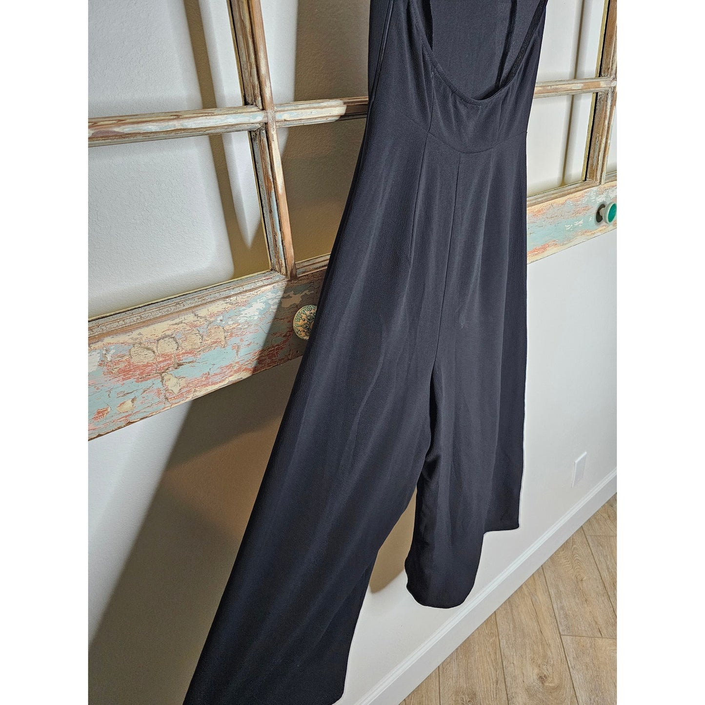 NWT Show Me Your Mumu Black Cropped Halter Jumpsuit Ladies size Small