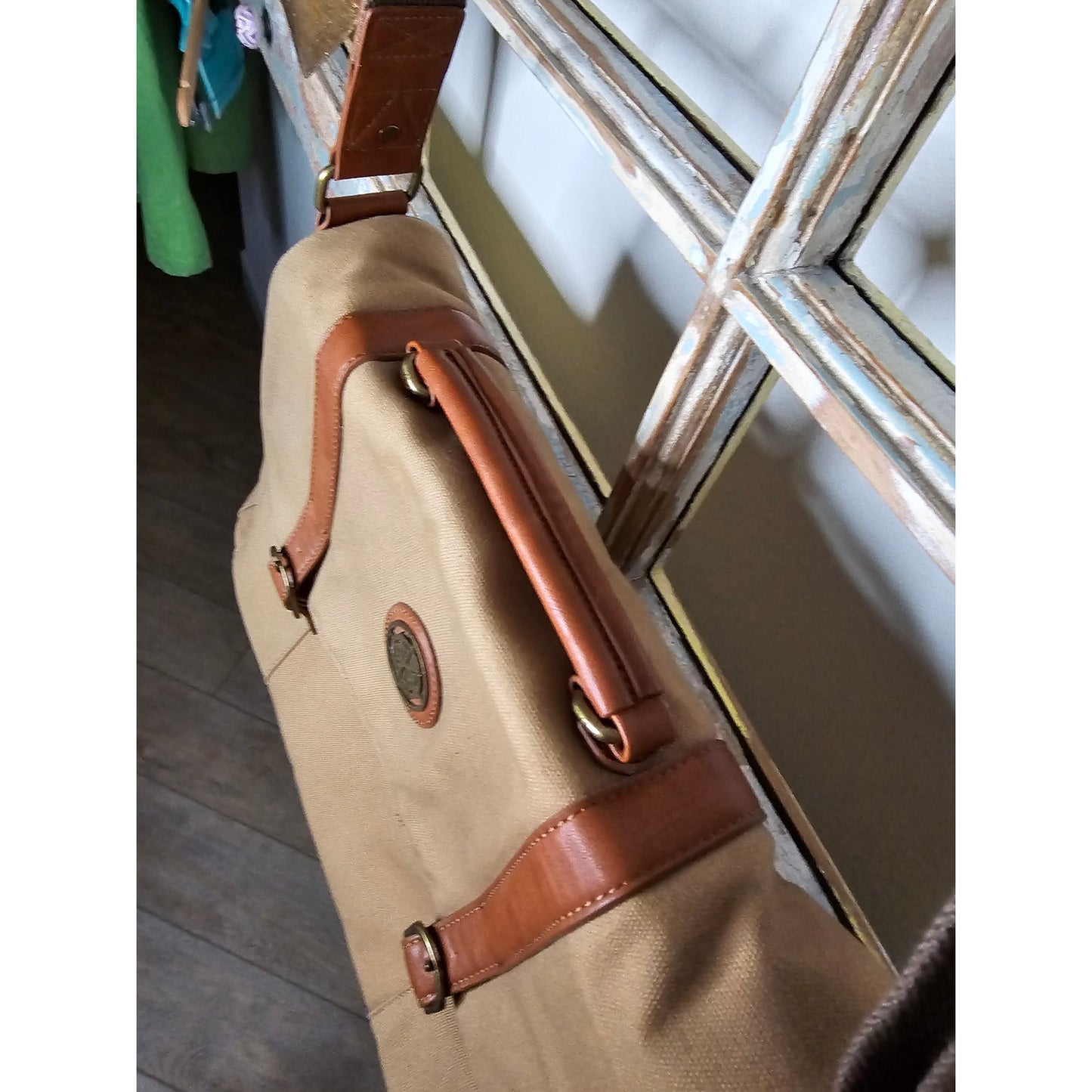 The Danbury Mint Tan Canvas Shoulder Messenger Laptop Bag