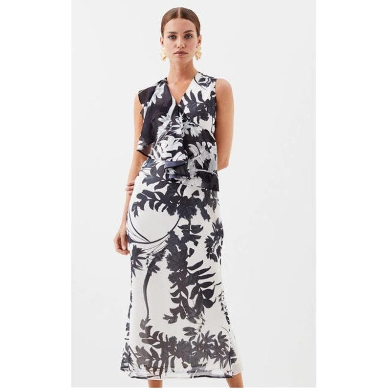 NWOT Karen Millen Floral Georgette Ruffle Front Midi Dress Ladies size Small