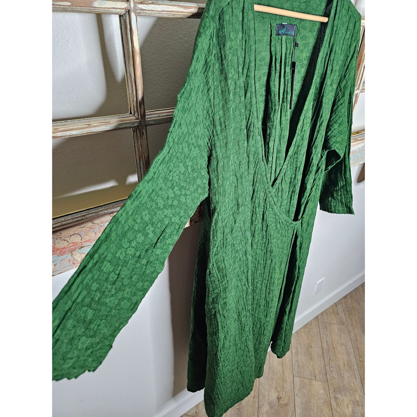 NWT Peacock Ways Green Long Sleeve Wrap Boho Dress Size Large
