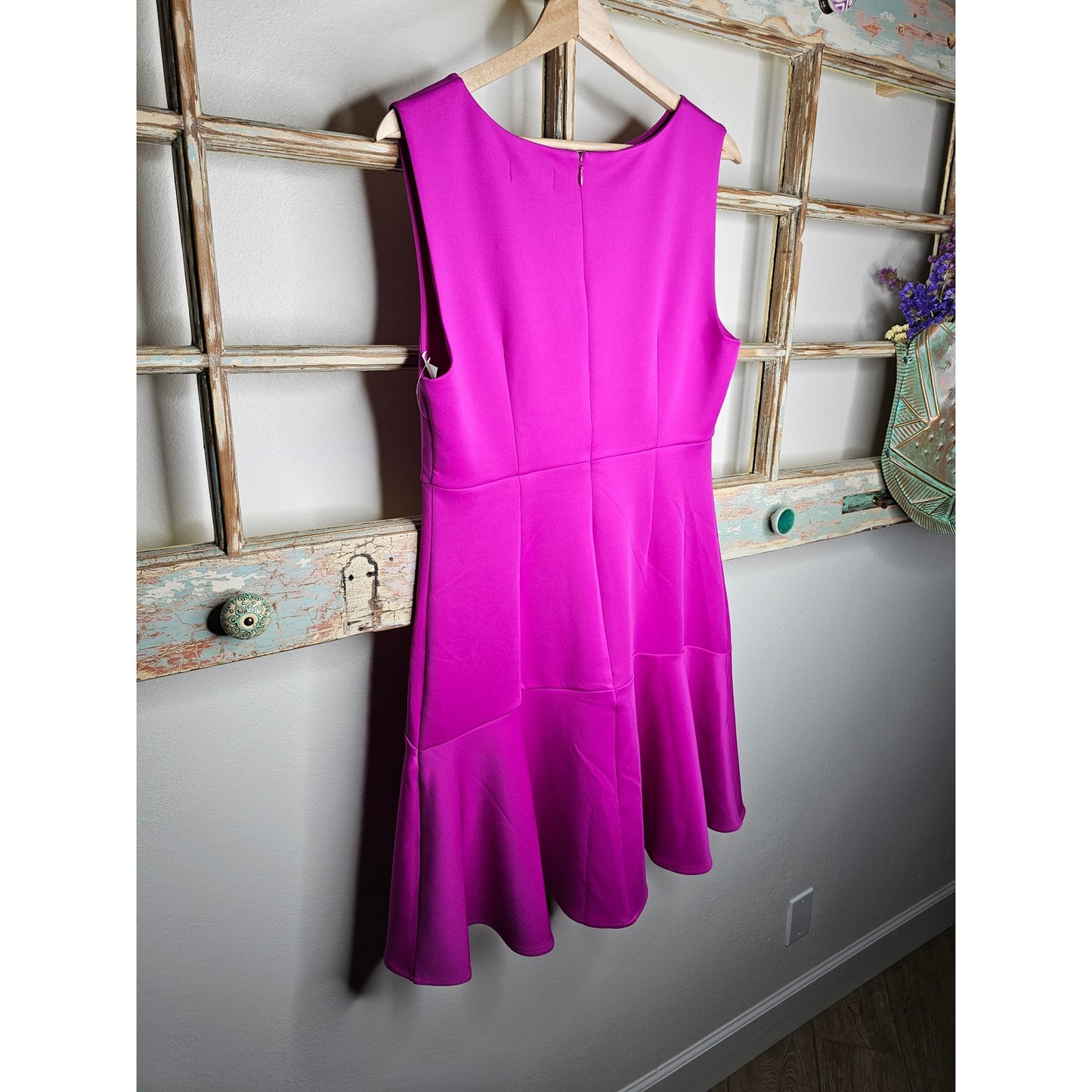 NWT Neiman Marcus Magenta Bateau Neckline Mini Dress Size Large