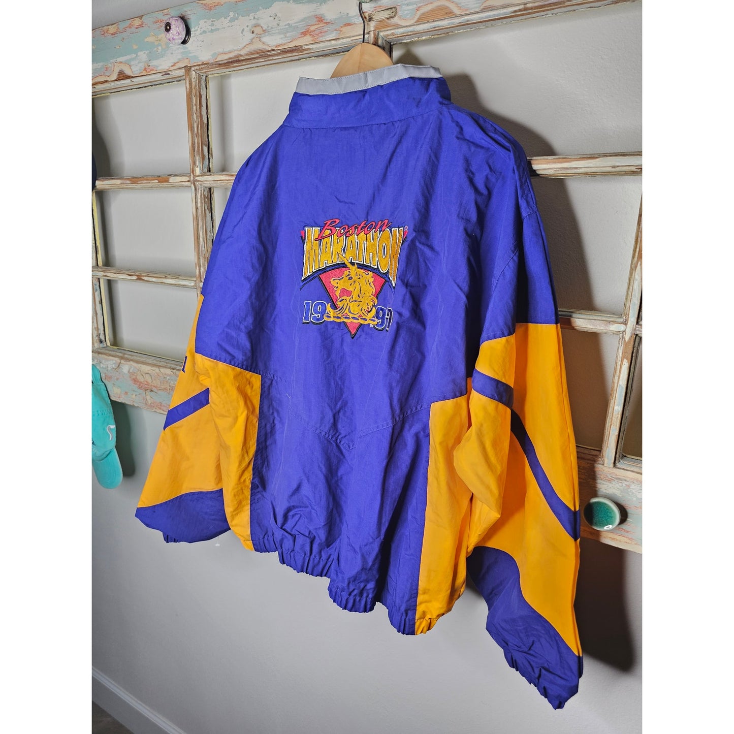 Vintage Boston Marathon Nylon Embroidered Purple/Gold Jacket size Large