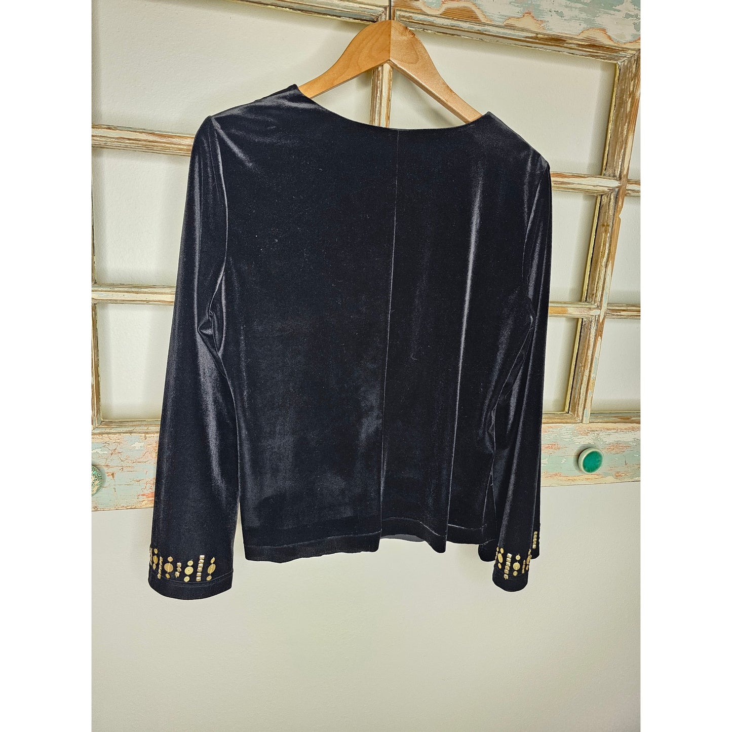 NWOT Coldwater Creek Black Velour V-Neckline Bell Sleeves Gold accents size 12