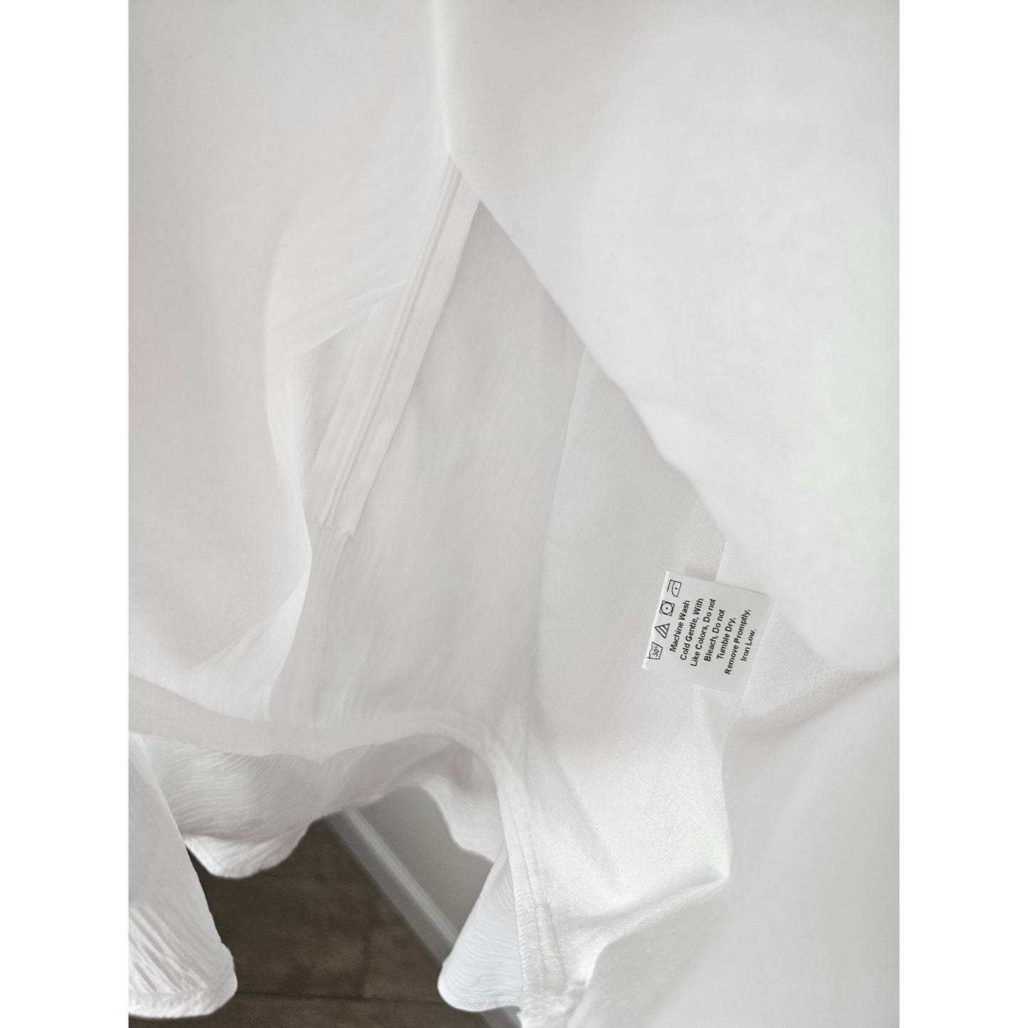 NWT Hello Molly White Cut Out Dress Bride/ Shower/ Bachelorette Size 6