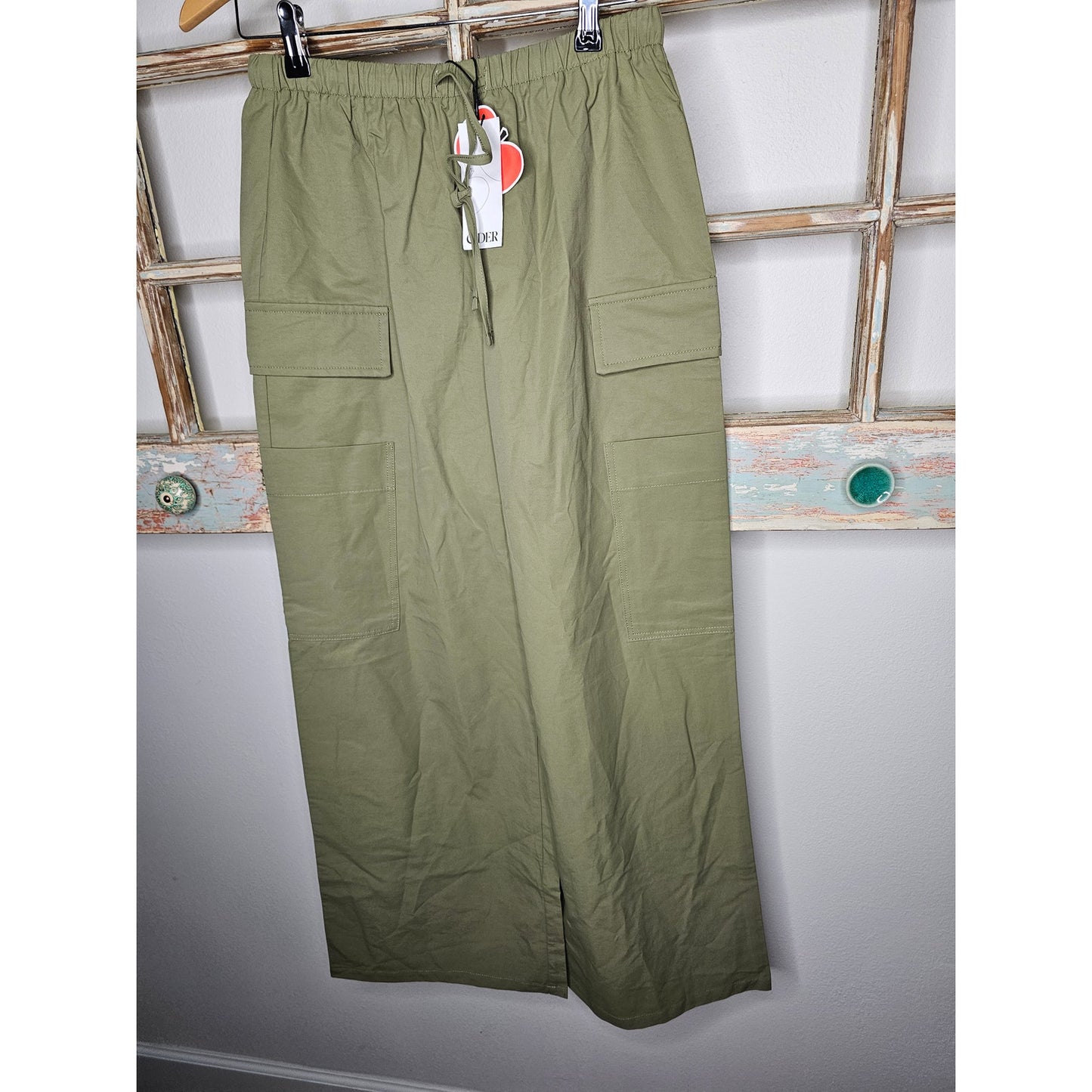 NWT Cider Cargo Pocket Wide Leg Trousers Ladies Size Medium