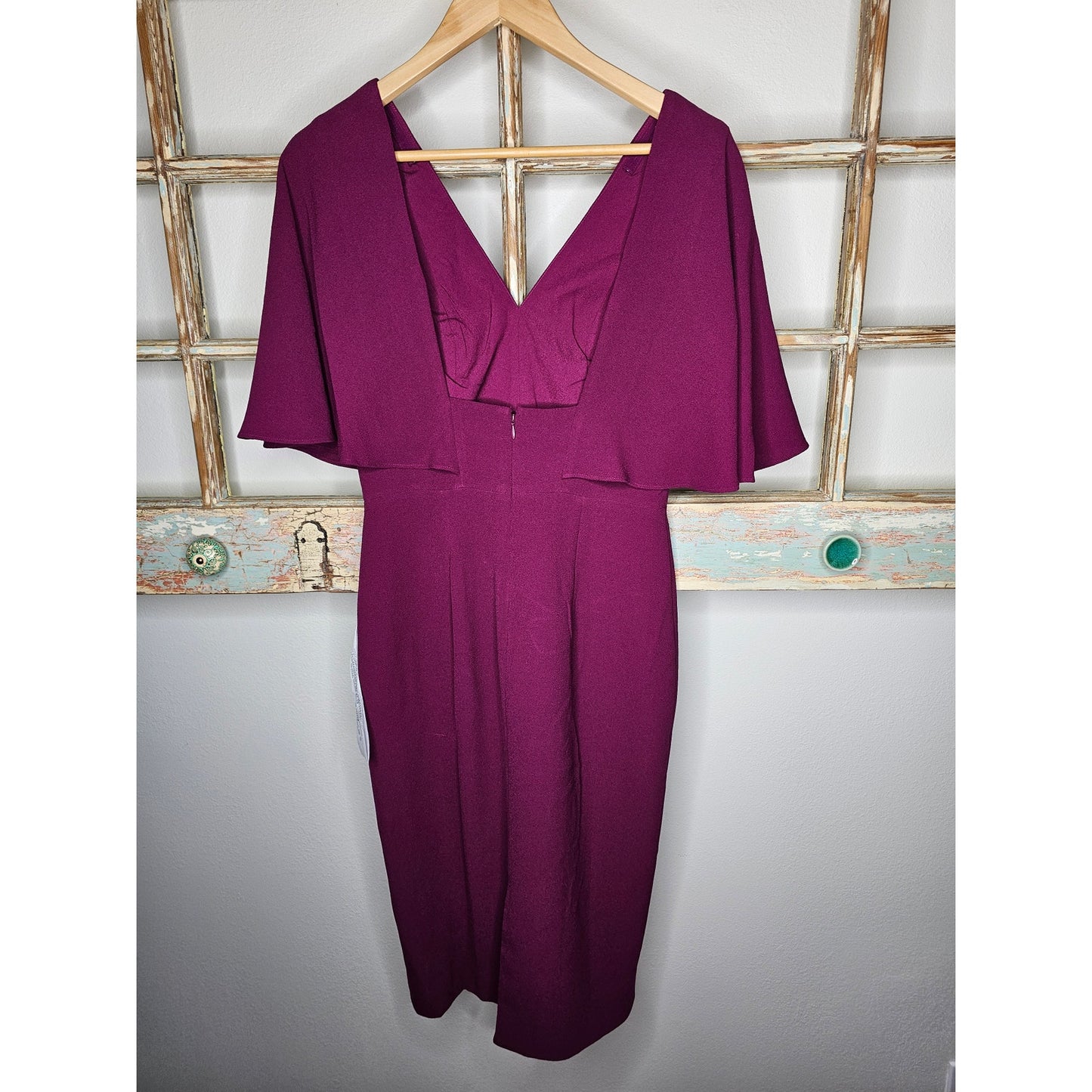 NWT Dress The Population Louisa Butterfly Sleeve Dress Ladies size Medium
