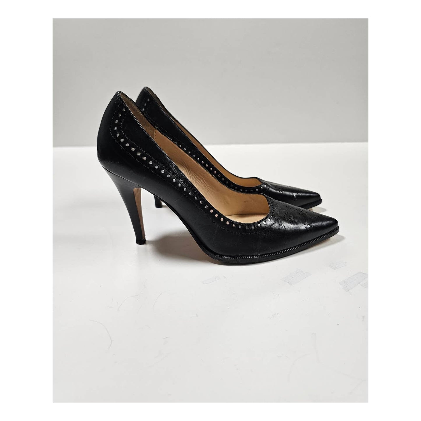NWOB Johnston & Murphy Black Leather Heels Ladies size 6.5