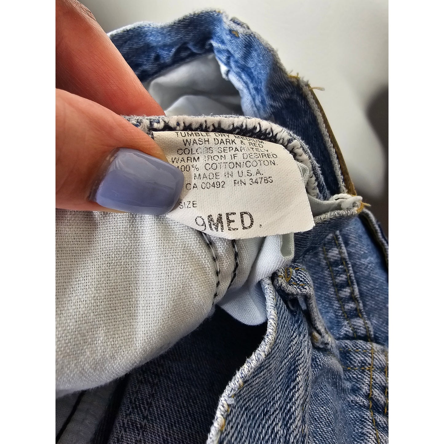 Vintage Lee Jeans 80s High Rise light wash ladies size 9