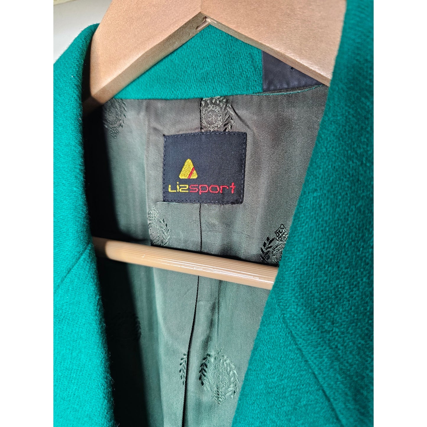 Vintage Liz Wear Blazer Green Wool Ladies Button Front with Pockets size 4