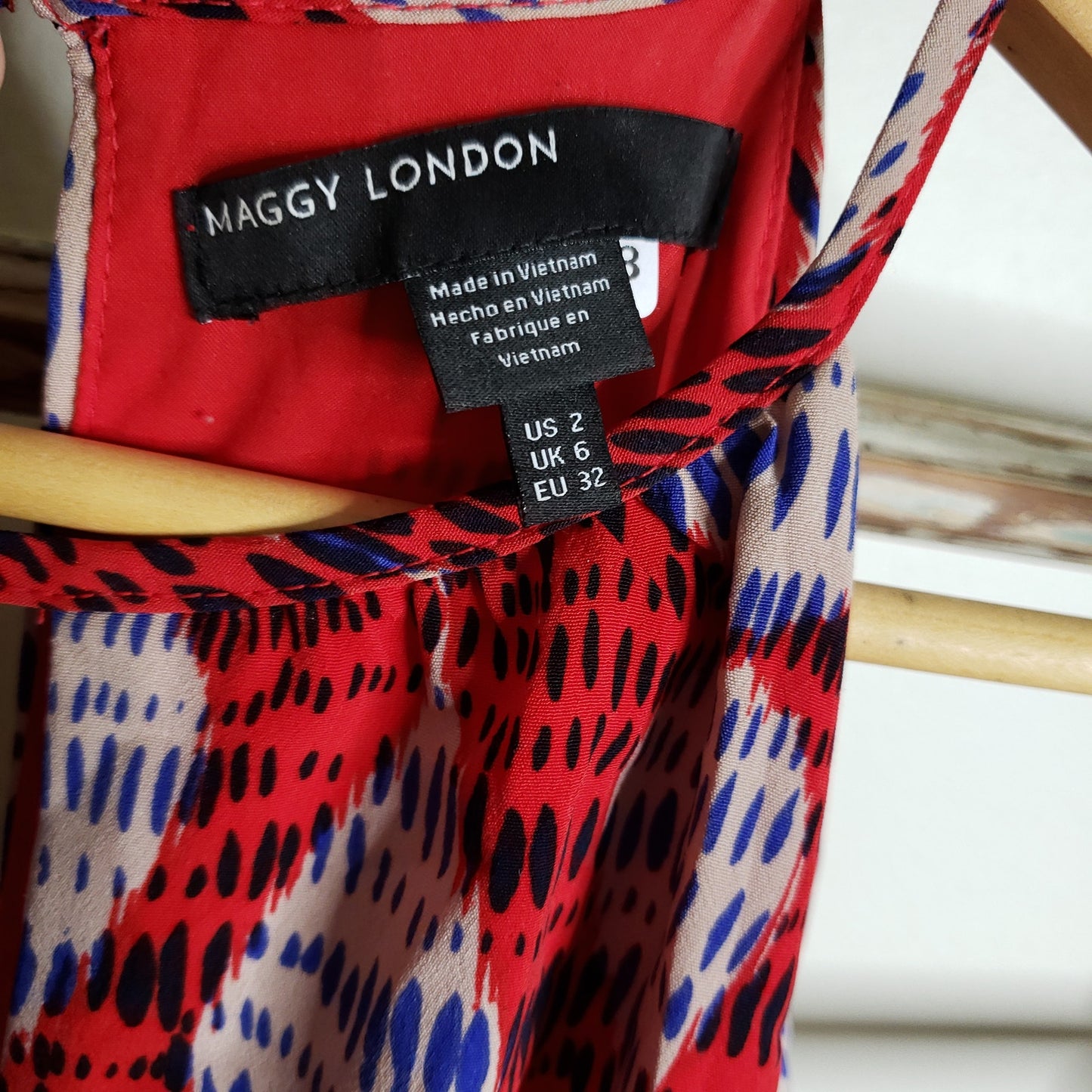 Maggy London handkerchief Hem ladies size 2 halter style dress