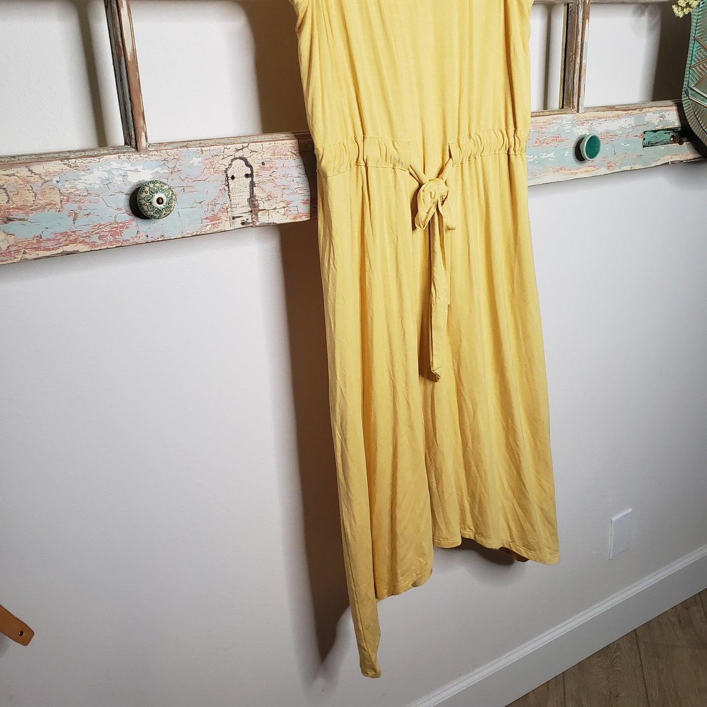 Gap NWOT Sleeveless Drawstring Midi dress with handkerchief hem size large