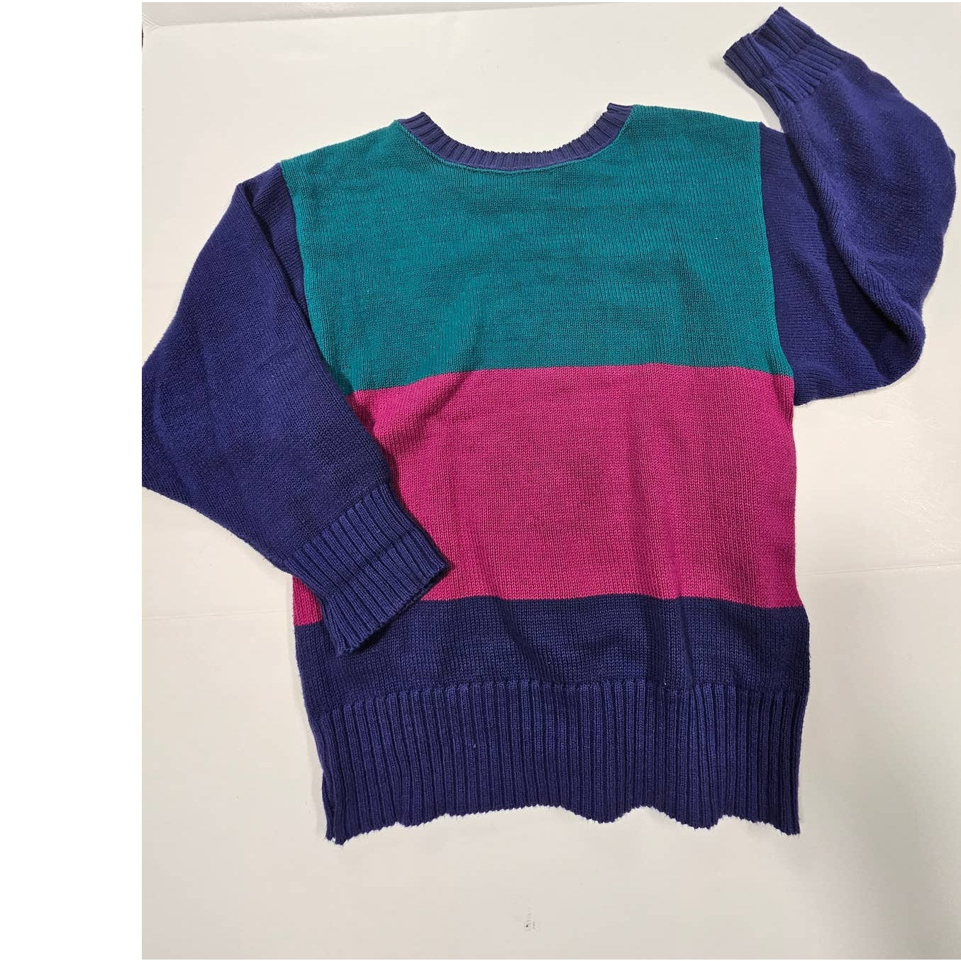 Vintage Sally von Werlhof Vibrant Paisley Sweater size Medium